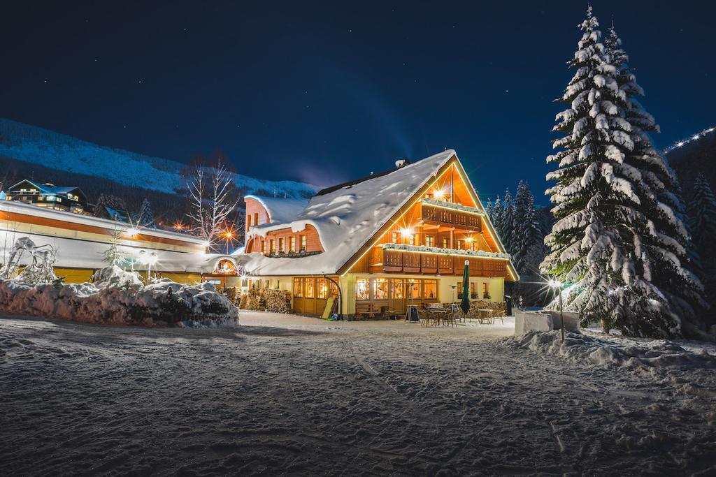 Apartments Esplanade Špindlerŭv Mlýn Dış mekan fotoğraf